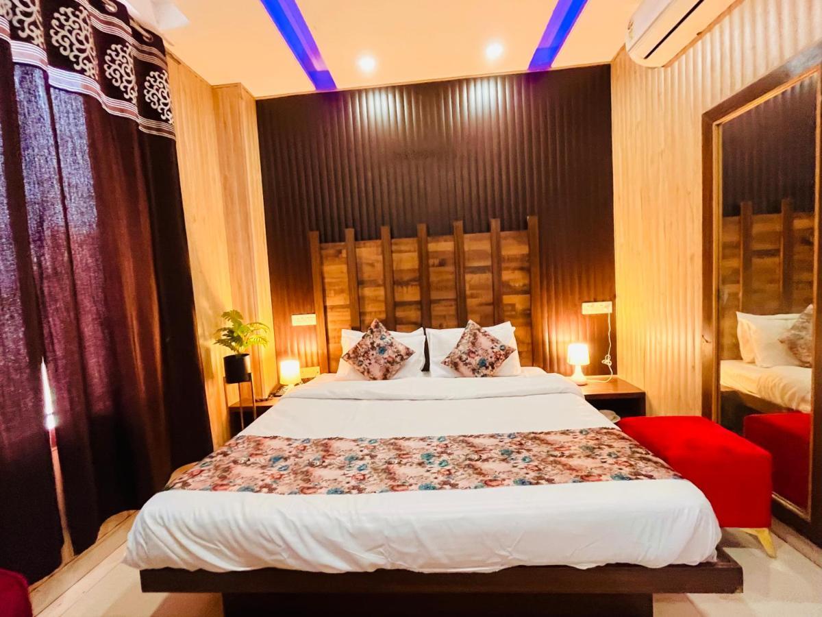 Hotel Pearl Grand, Zirakpur - Top Rated & Most Awarded Property In Tricity Чандігарх Екстер'єр фото